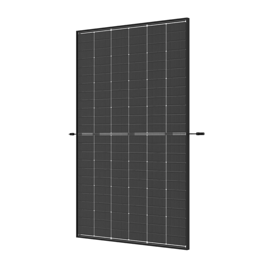Trina Vertex S+ Glas-Glas Fullblack Solarmodul in Schrägansicht